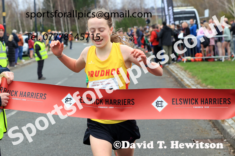 Boys and Girls Under-14s, 2026 Elswick Harriers Good Friday Road Relays and Young Athletes, Newburn,  Newcastle upon Tyne. Photo: David T. Hewitson/Sports for All Pics